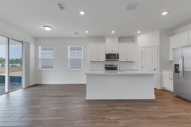 2248 HEN ROAD, Minneola, FL 34715