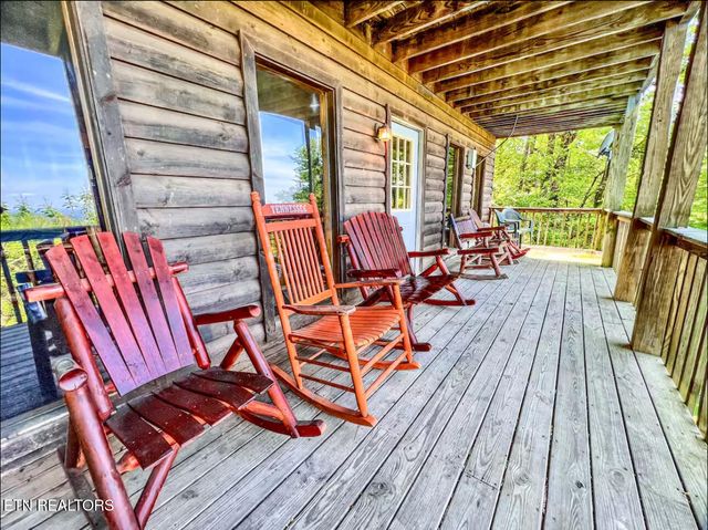 2438 Walnut Ridge Way, Sevierville, TN 37862