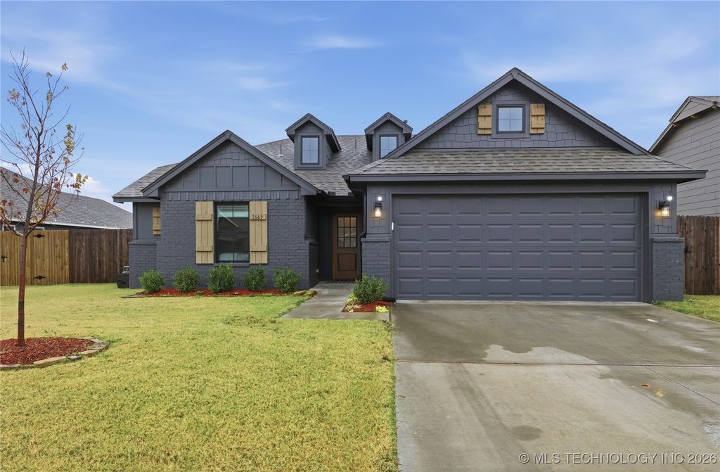 1665 E 138th Place, Glenpool, OK 74033