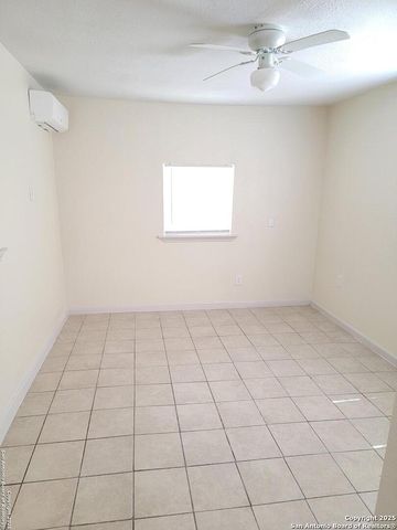 2225 W. Olmos, San Antonio, TX 78201