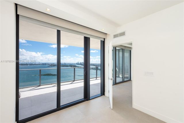 700 NE 24th St 4303, Miami, FL 33137