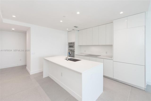 700 NE 24th St 4303, Miami, FL 33137