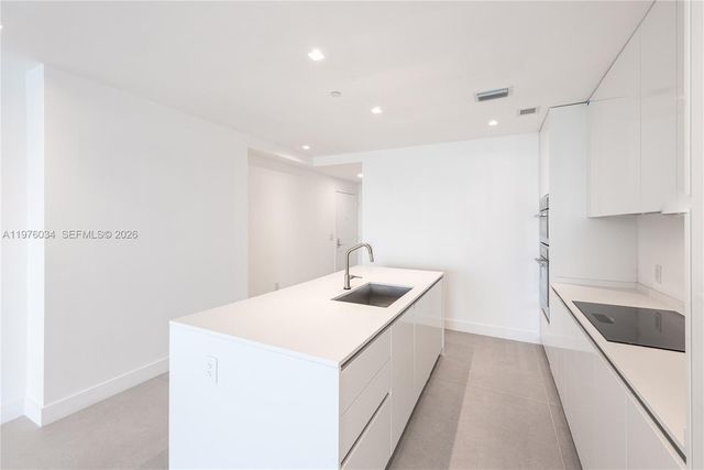 700 NE 24th St 4303, Miami, FL 33137