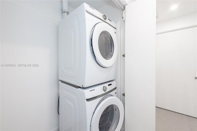 700 NE 24th St 4303, Miami, FL 33137