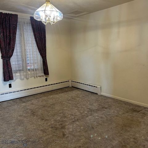 526 S Washington, Butte, MT 59701