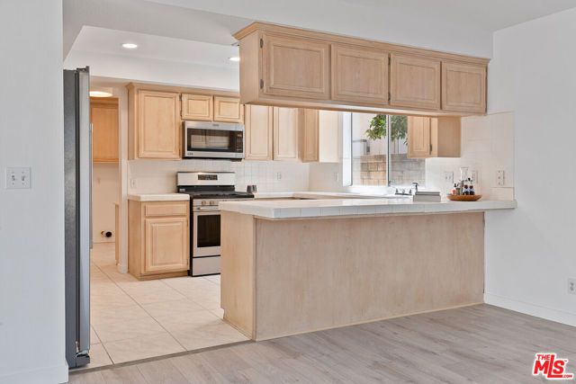 8473 Penfield Avenue, Winnetka (los Angeles), CA 91306