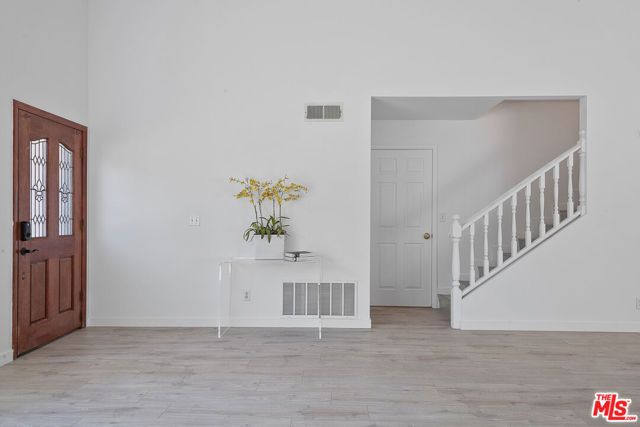 8473 Penfield Avenue, Winnetka (los Angeles), CA 91306