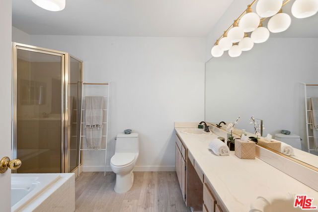 8473 Penfield Avenue, Winnetka (los Angeles), CA 91306