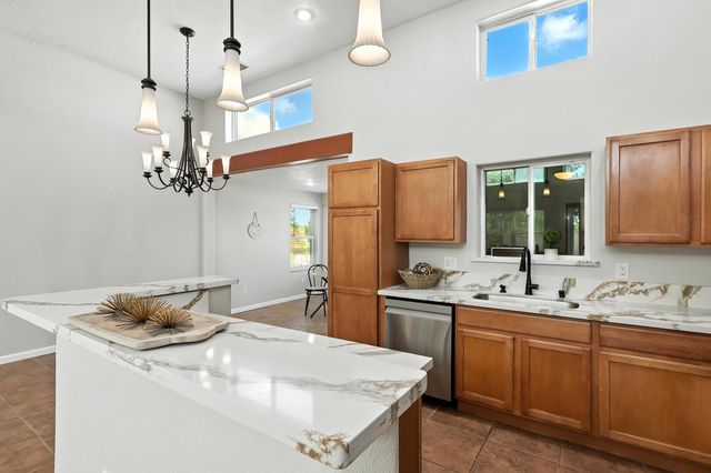 19 Tierra Del Sol Road, Edgewood, NM 87015