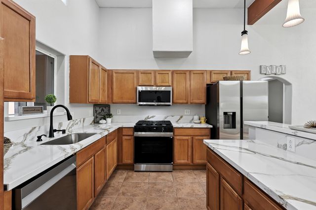 19 Tierra Del Sol Road, Edgewood, NM 87015