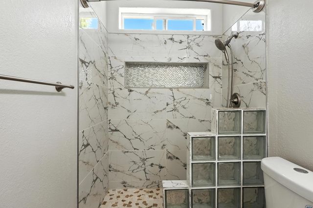 19 Tierra Del Sol Road, Edgewood, NM 87015