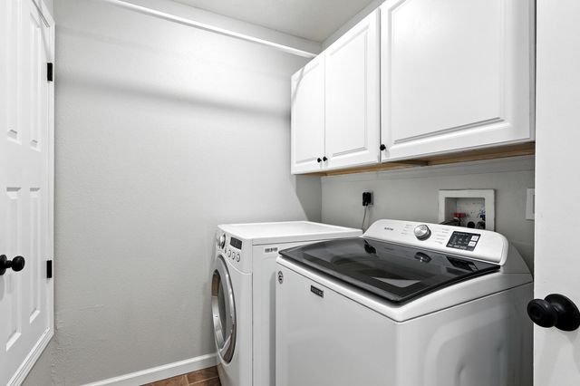 19 Tierra Del Sol Road, Edgewood, NM 87015