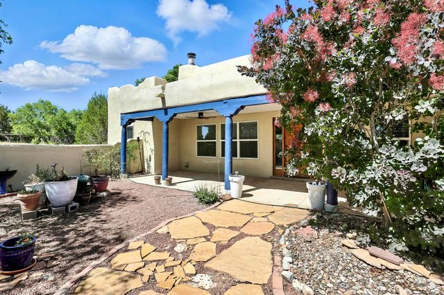 19 Tierra Del Sol Road, Edgewood, NM 87015