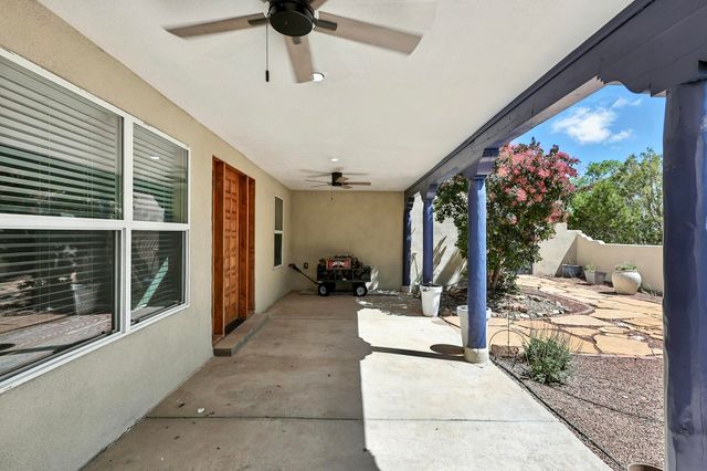 19 Tierra Del Sol Road, Edgewood, NM 87015