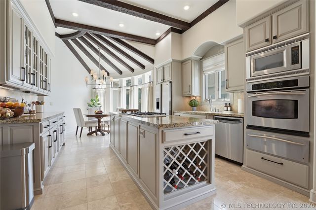 9418 S Jamestown Avenue, Tulsa, OK 74137