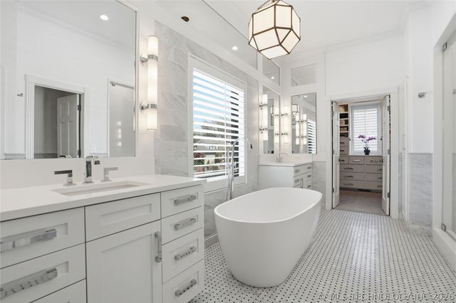 9418 S Jamestown Avenue, Tulsa, OK 74137