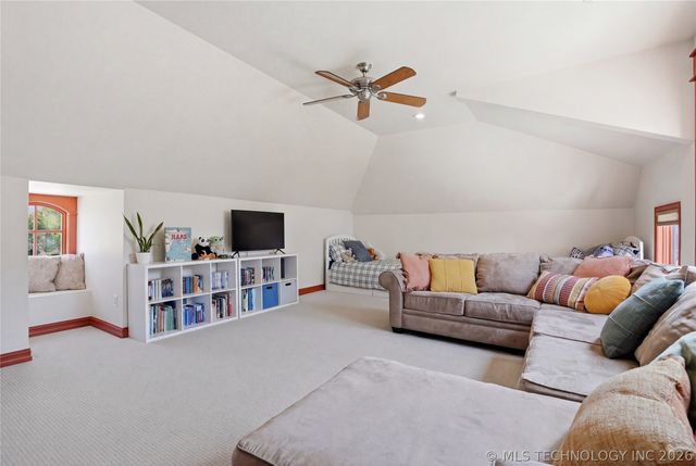 9418 S Jamestown Avenue, Tulsa, OK 74137