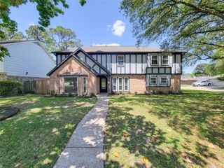 5535 Enchanted Timbers Drive, Humble, TX 77346