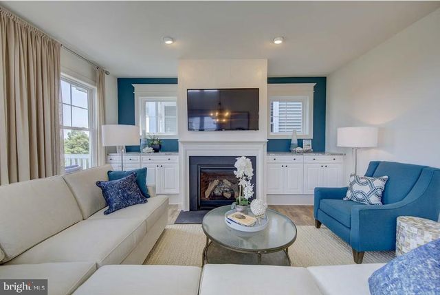 8601 CHESAPEAKE DR, Ocean City, MD 21842