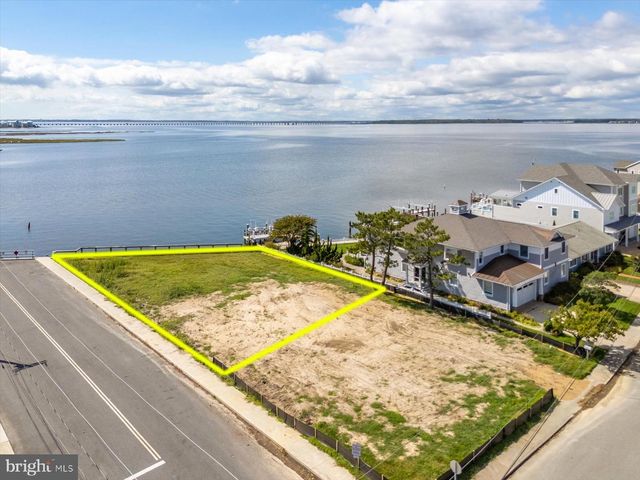8601 CHESAPEAKE DR, Ocean City, MD 21842