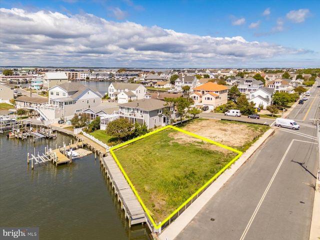 8601 CHESAPEAKE DR, Ocean City, MD 21842