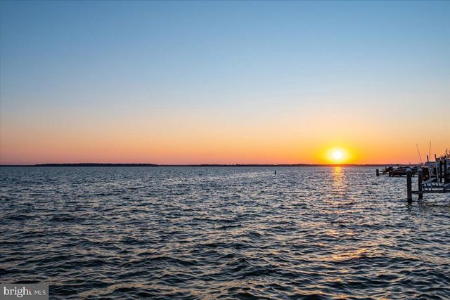 8601 CHESAPEAKE DR, Ocean City, MD 21842