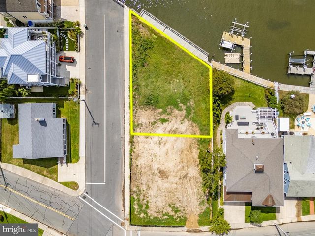 8601 CHESAPEAKE DR, Ocean City, MD 21842