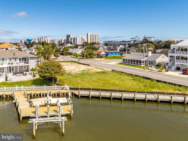 8601 CHESAPEAKE DR, Ocean City, MD 21842