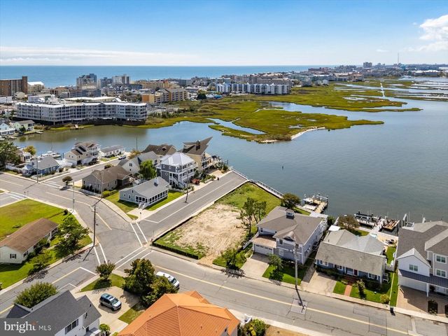8601 CHESAPEAKE DR, Ocean City, MD 21842