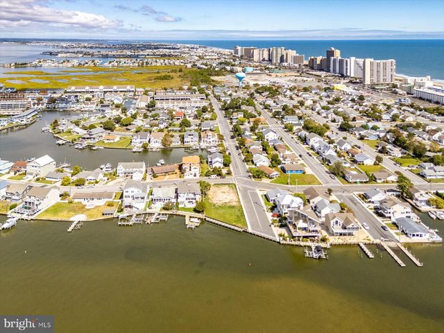 8601 CHESAPEAKE DR, Ocean City, MD 21842