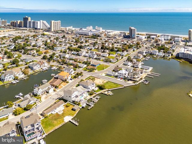 8601 CHESAPEAKE DR, Ocean City, MD 21842