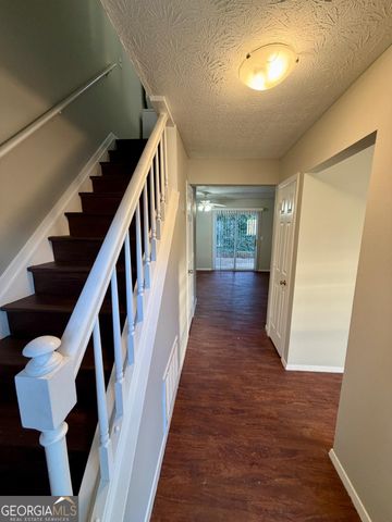 2939 Aspen Woods Ent, Atlanta, GA 30360