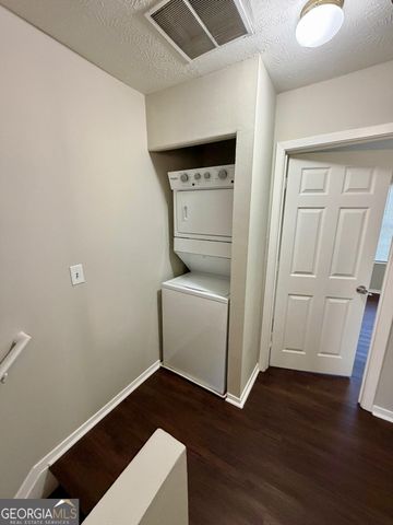 2939 Aspen Woods Ent, Atlanta, GA 30360