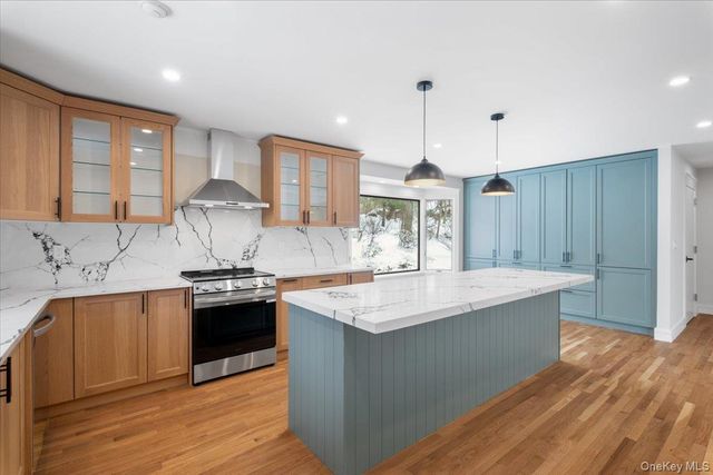 9 Shady Road, Ardsley, NY 10502