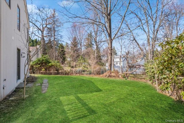 9 Shady Road, Ardsley, NY 10502