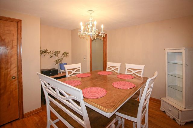 164 Gill Hall Rd, Jefferson Hills, PA 15025