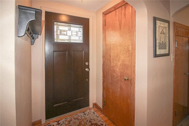 164 Gill Hall Rd, Jefferson Hills, PA 15025