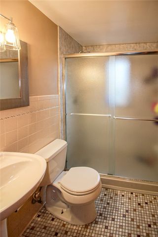 164 Gill Hall Rd, Jefferson Hills, PA 15025