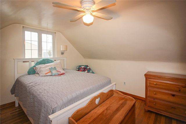 164 Gill Hall Rd, Jefferson Hills, PA 15025