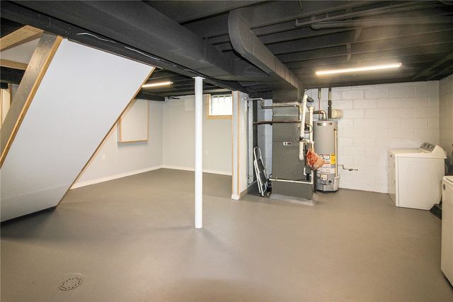 164 Gill Hall Rd, Jefferson Hills, PA 15025