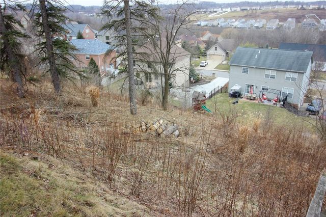 164 Gill Hall Rd, Jefferson Hills, PA 15025