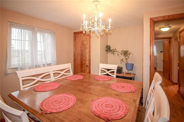 164 Gill Hall Rd, Jefferson Hills, PA 15025