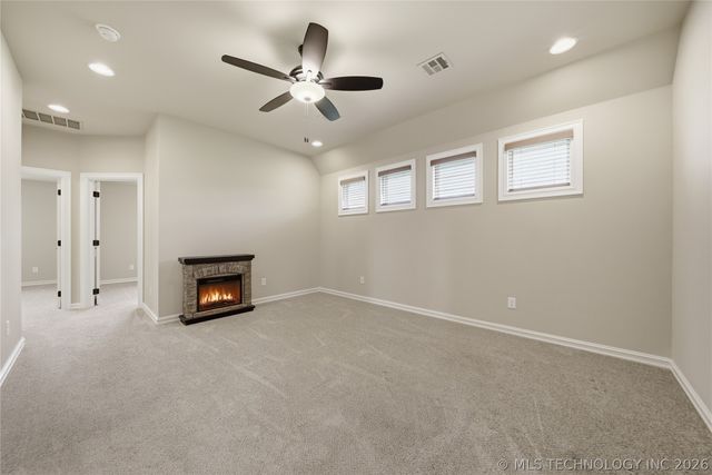 8438 E 106th Place N, Owasso, OK 74055