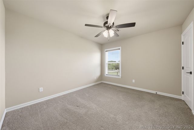 8438 E 106th Place N, Owasso, OK 74055