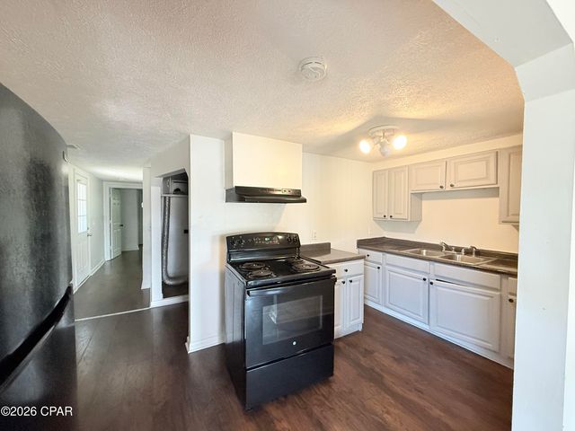 237 Helen Avenue A, Panama City, FL 32401