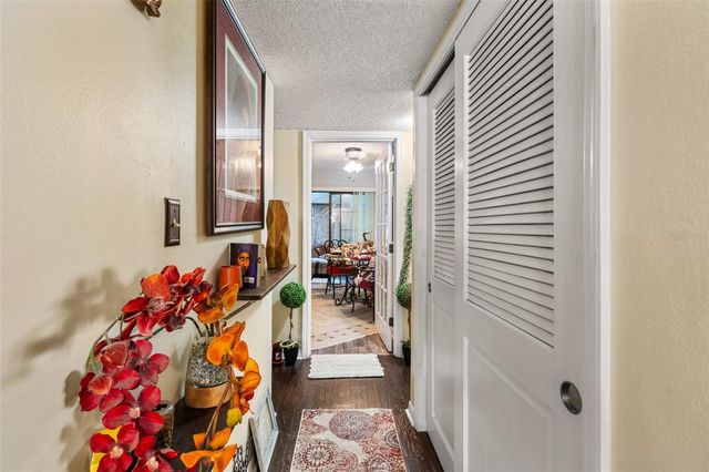 100 E OAK TERRACE DRIVE C1, Leesburg, FL 34748