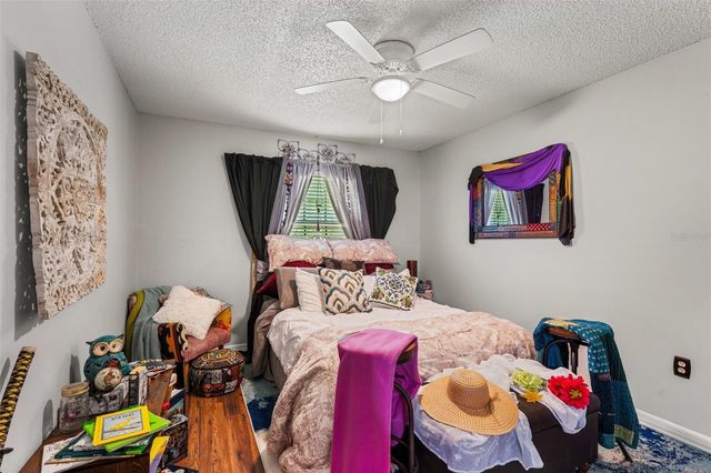 100 E OAK TERRACE DRIVE C1, Leesburg, FL 34748