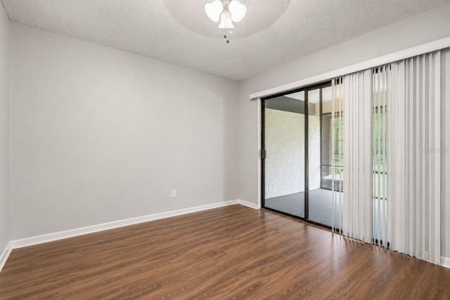 100 E OAK TERRACE DRIVE C1, Leesburg, FL 34748