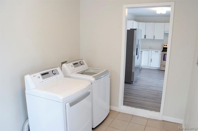 5850 Deering Street, Garden City, MI 48135