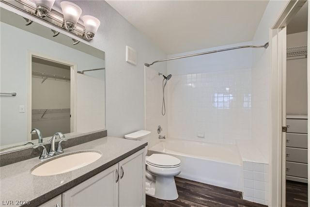 8473 Sewards Bluff Avenue 8473, Las Vegas, NV 89129